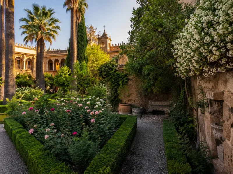 The palace gardens where the lemon tree grows